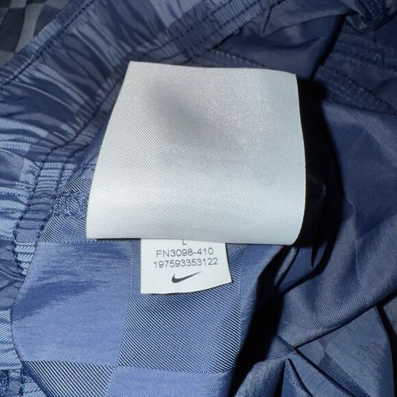 Nike Men’s Club Flow Checker Logo Shorts Size L FN3098-410 – Navy - Picture 6 of 7